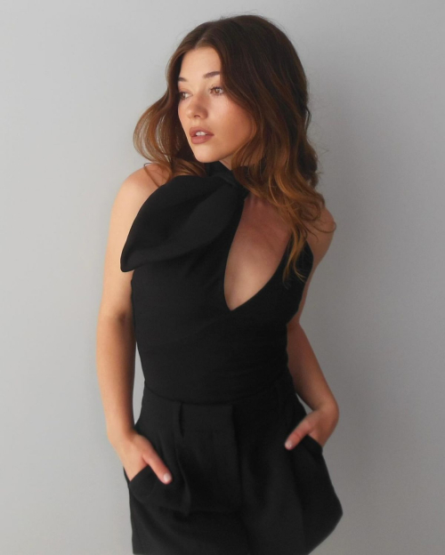 Katie Douglas shines in studio photoshoot, July 2025 1