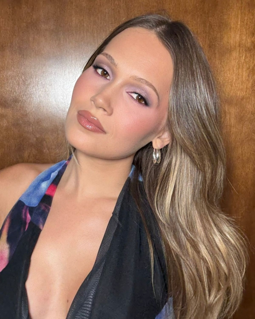 Kelli Berglund Casual Instagram Moments, July 2025 2