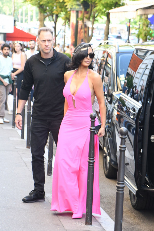 Kim Kardashian at Balenciaga fitting Paris, July 2025 8