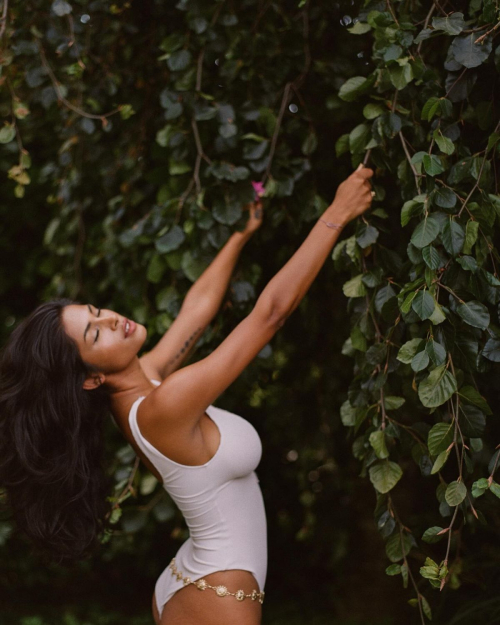 Komal Ilsanker Fashion Instagram Pics, July 2025 2