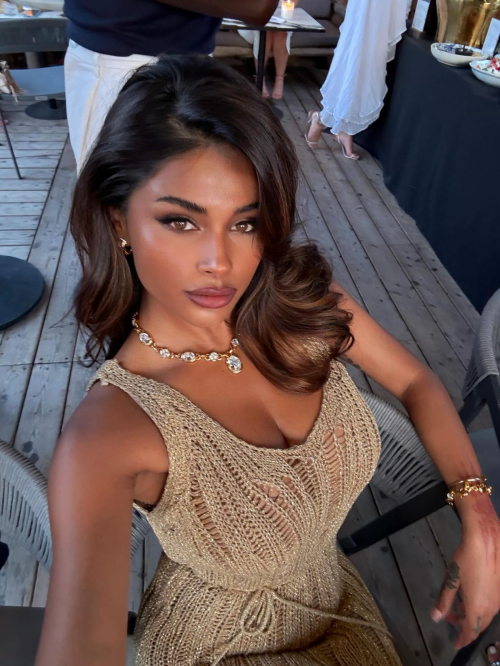 Komal Ilsanker Instagram Looks, July 2025 48