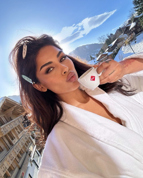 Komal Ilsanker Instagram photos and video, July 2025 3