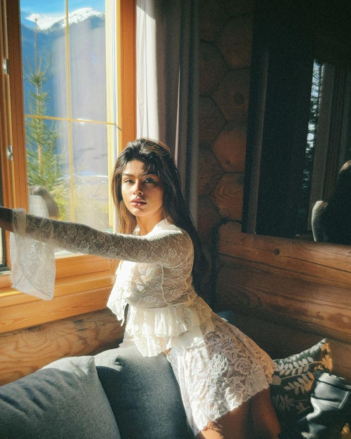 Komal Ilsanker Summer Instagram Photos, July 2025 4