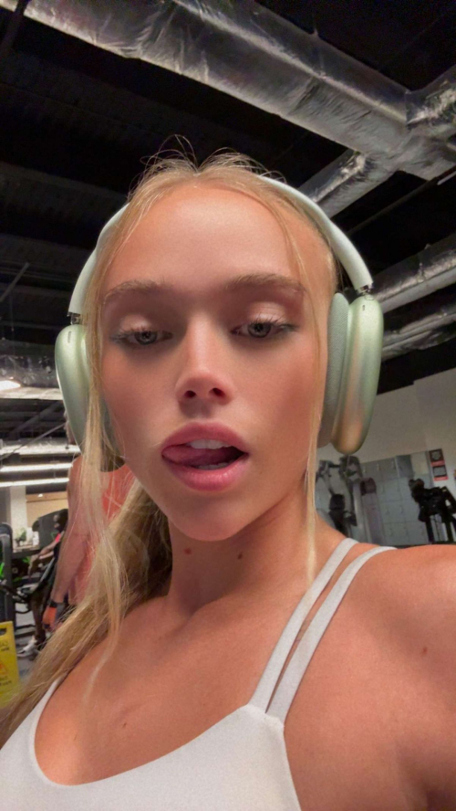 Kyla Dodds Stunning Instagram Looks, July 2025 1