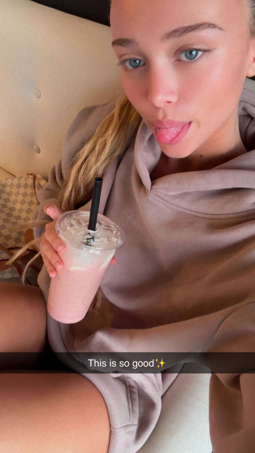 Kyla Dodds Stunning Instagram Looks, July 2025 4