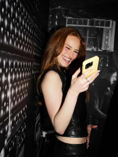 Madelaine Petsch Comic-Con photoshoot, July 2025 3