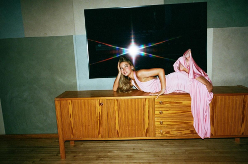 Madelyn Cline Poses for Elegant Photoshoot, July 2025 9