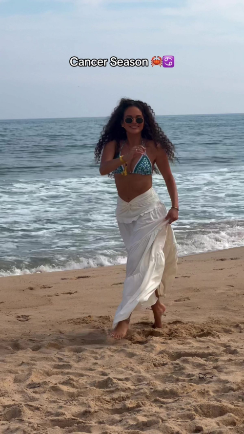 Madison Pettis Stunning Instagram Photos, July 2025 10