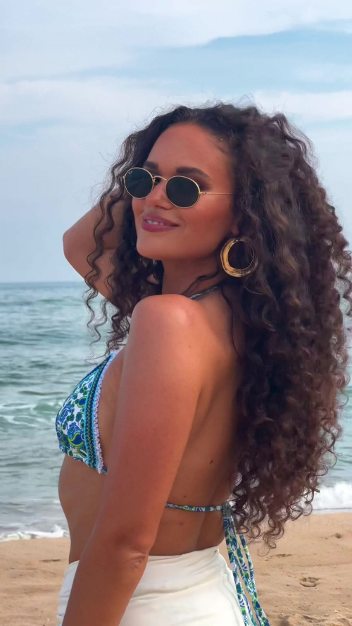 Madison Pettis Stunning Instagram Photos, July 2025 5