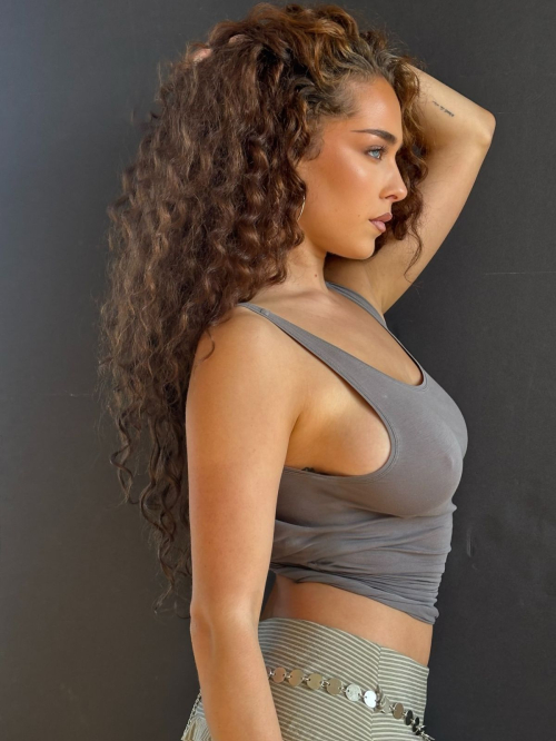 Maeta Stunning Instagram Photos July 2025