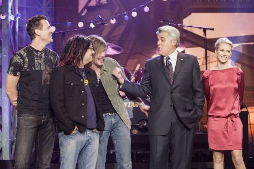 Naomi Watts on Tonight Show with Jay Leno December 2006 6