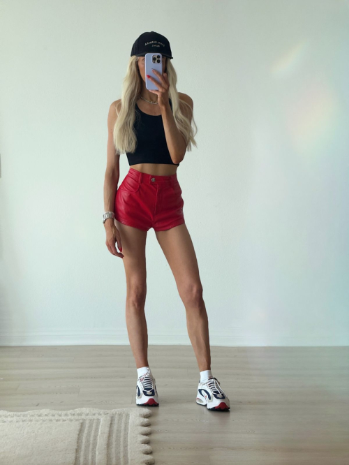 Nastia Liukin Graceful Instagram Moments, July 2025 2