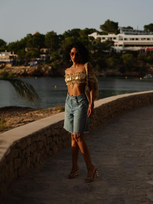 Nazanin Mandi Hot Instagram Highlights July 2025 8