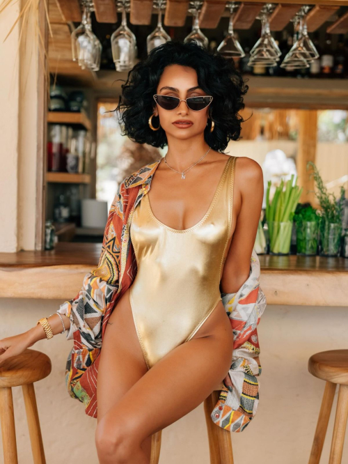Nazanin Mandi Instagram Reel and Photos July 2025 3