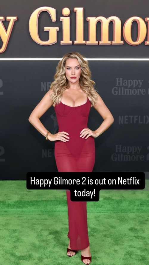 Paige Spiranac shares stylish pics, July 2025 3