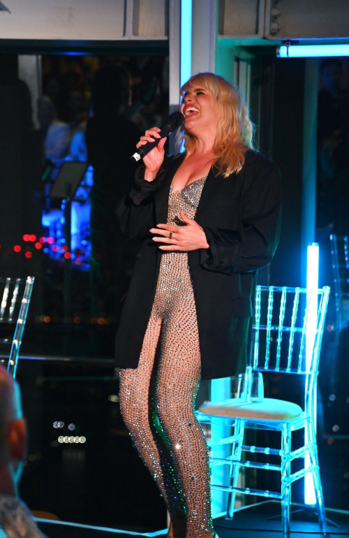Paloma Faith at Sunset Concert in London, July 2025 9