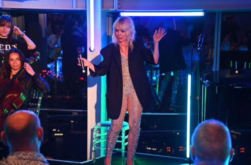 Paloma Faith at Sunset Concert in London, July 2025 4
