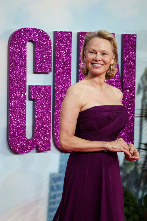 Pamela Anderson at Naked Gun premiere in London 6