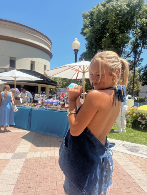 Pressley Hoshbach Playful Instagram Snaps, July 2025