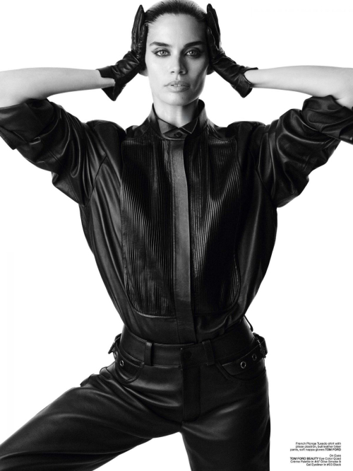Sara Sampaio stuns in V Magazine shoot, Summer 2025 2