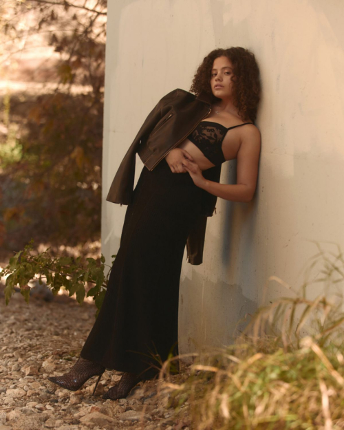 Sarah Jeffery stunning for Imagine Magazine, July 2025 4