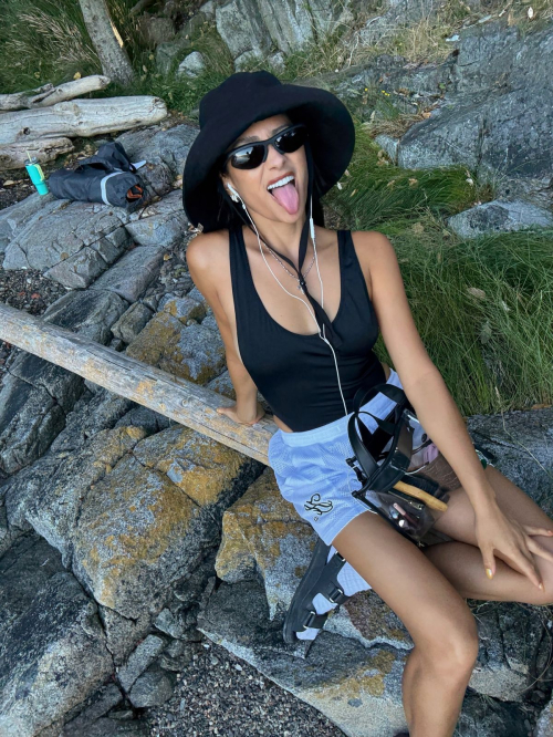 Shay Mitchell instagram lifestyle pics, July 2025 8