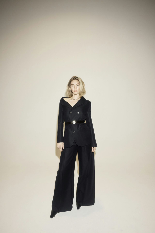 Vanessa Kirby stuns in Glass Magazine shoot, Summer 2025 2