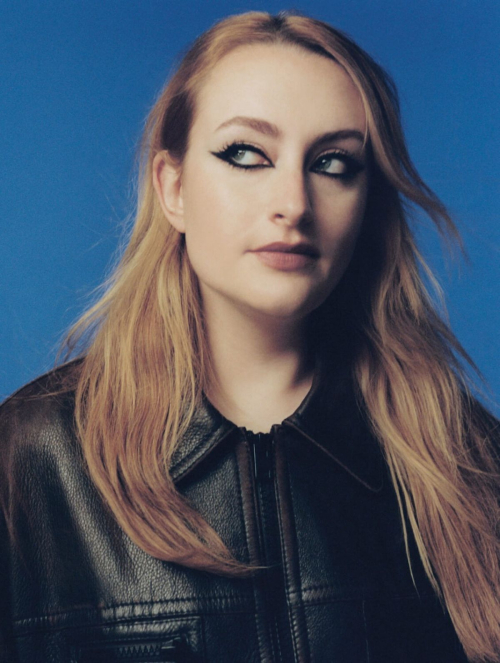 Amelia Dimoldenberg 10 Magazine Australia, March 2023 3