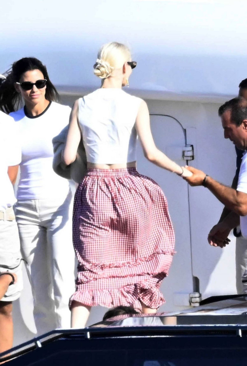 Anya Taylor-Joy & Nina Dobrev yacht in Mykonos, August 2025 8