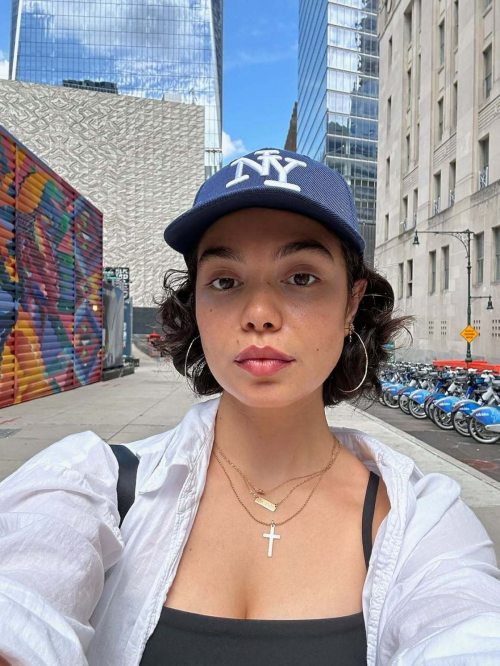 Auli’i Carvalho Instagram Photos, August 2025 1