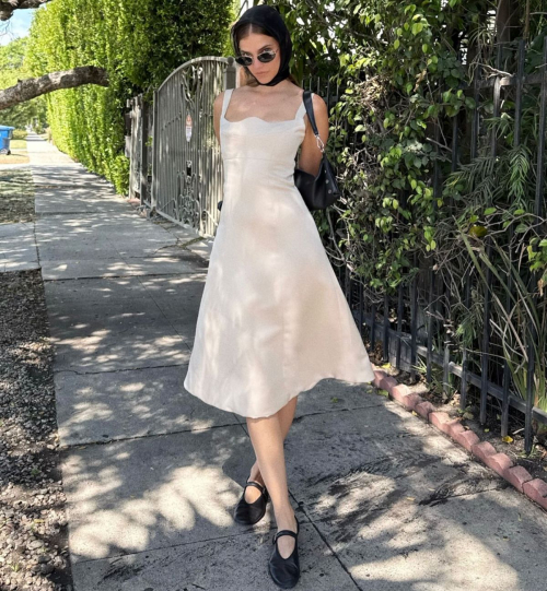 Barbara Palvin looks chic in Instagram photo, August 2025 13