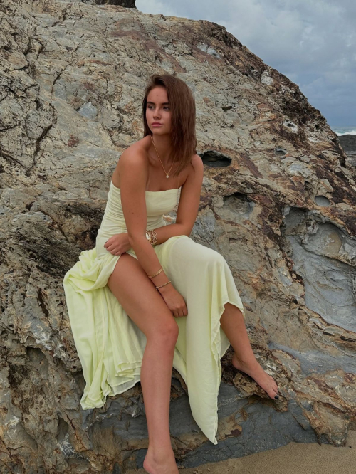 Chelsea Mayer Instagram pics, August 2025