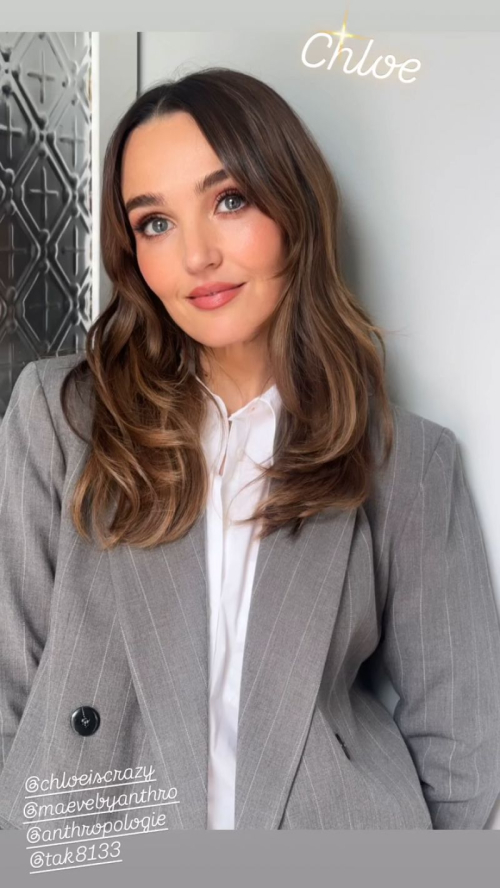 Chloe Fineman shares Instagram photos, August 2025