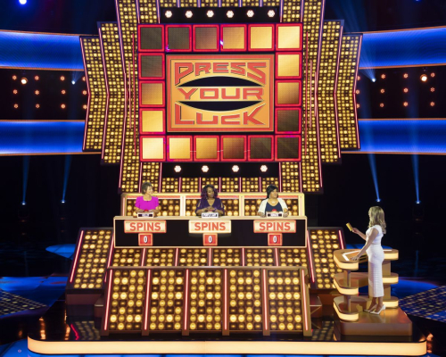 Elizabeth Banks Press Your Luck Redemption, August 2025 6