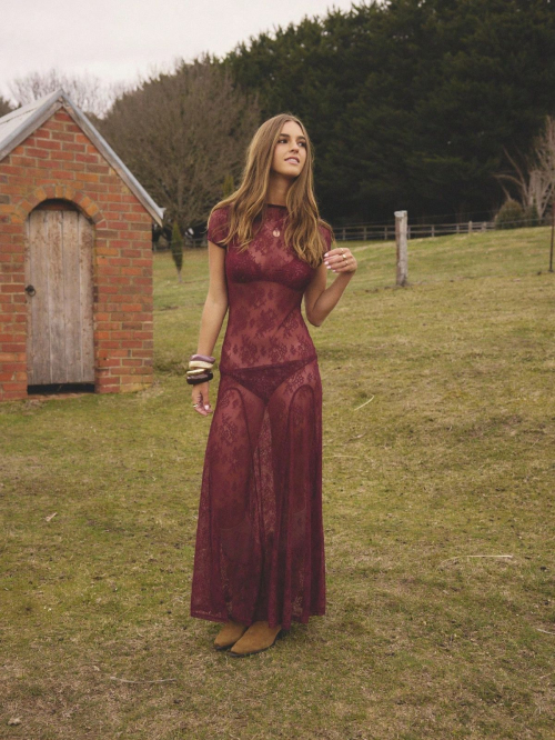 Emily Feld for Aralina clothing 2025 22