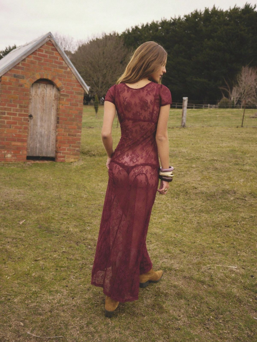 Emily Feld for Aralina clothing 2025 27