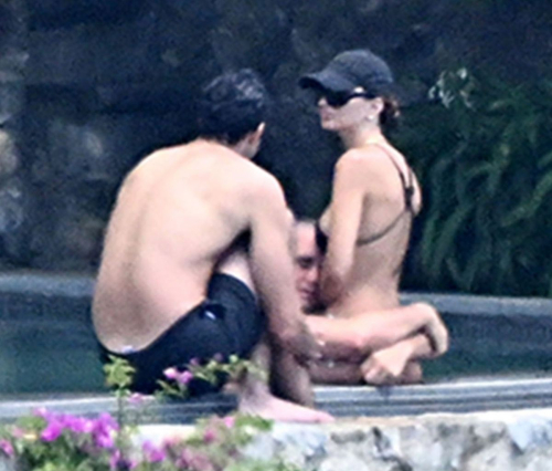 Emily Ratajkowski in Bikini at Amalfi Coast, August 2025 4