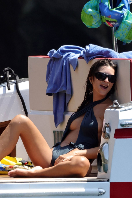 Emily Ratajkowski in Swimsuit at a Pool Positano, August 2025 4