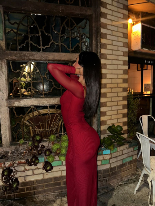 Emily Tosta shines in Instagram photos, August 2025 2