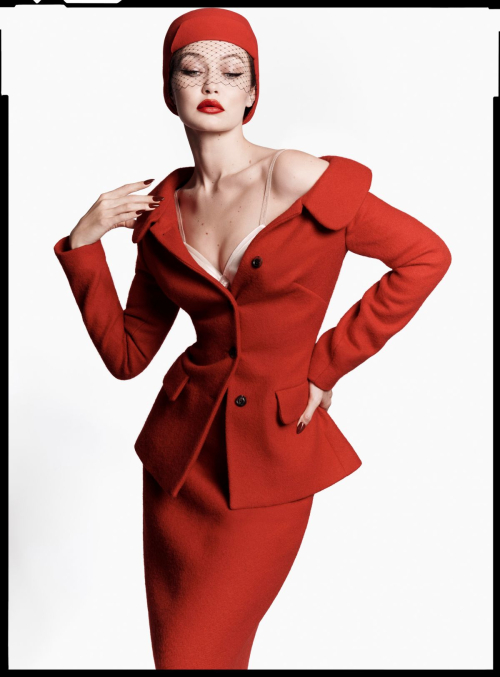 Gigi Hadid V Magazine Fall issue, 2025 10
