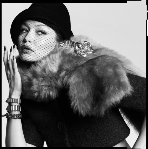 Gigi Hadid V Magazine Fall issue, 2025 8