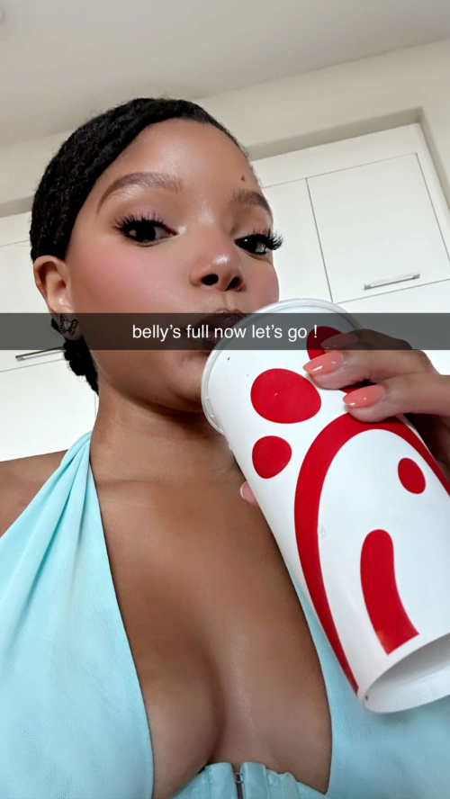 Halle Bailey shines in Instagram photos, August 2025 1