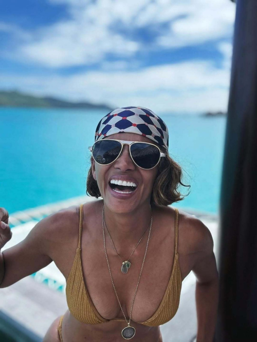 Halle Berry glows in Instagram photos, August 2025 11