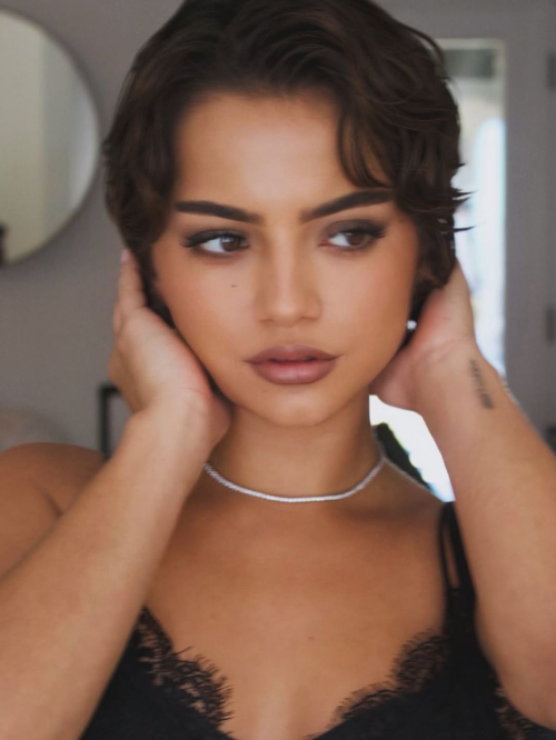 Isabela Merced shares Instagram photos, August 2025 5