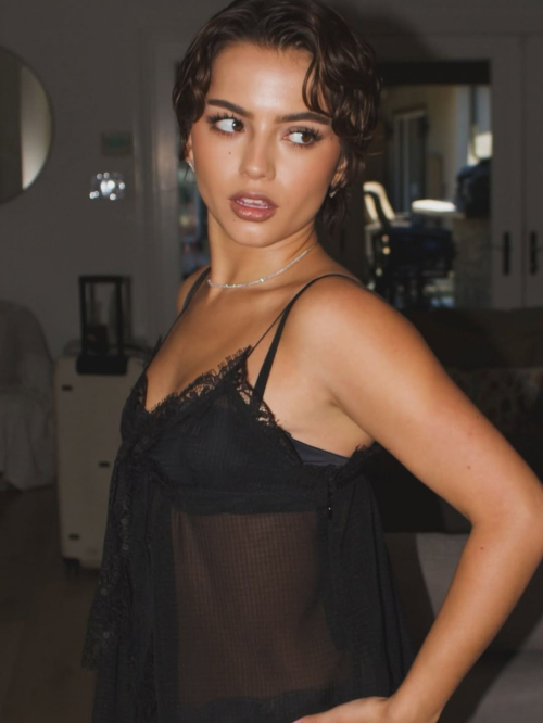 Isabela Merced shares Instagram photos, August 2025 6