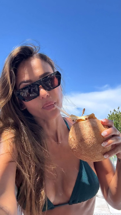 Jessica Alba Instagram Photos, August 2025