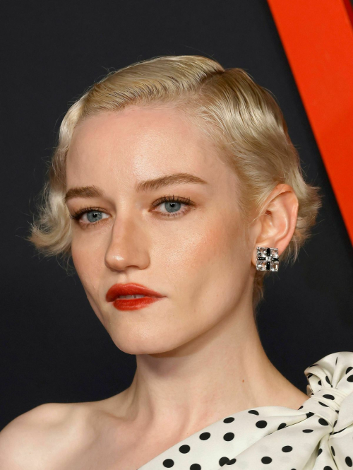 Julia Garner at Weapons world premiere, July 2025 2