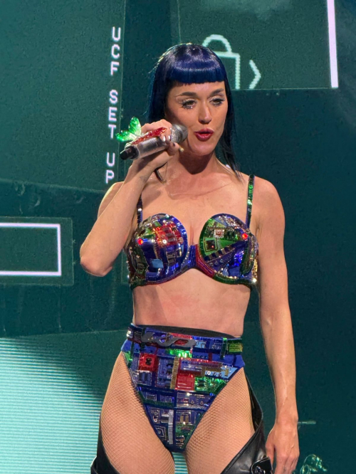 Katy Perry Lifetimes Tour Wells Fargo Center Philly, August 2025 3