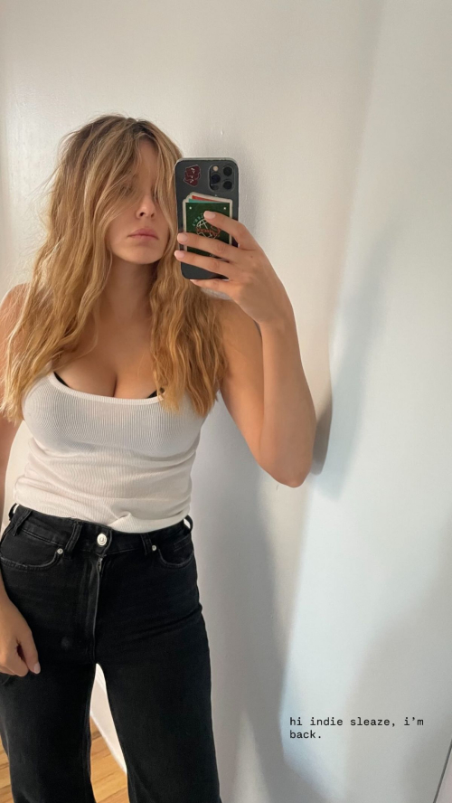 Keeley Hazell posts Instagram photos, August 2025 10