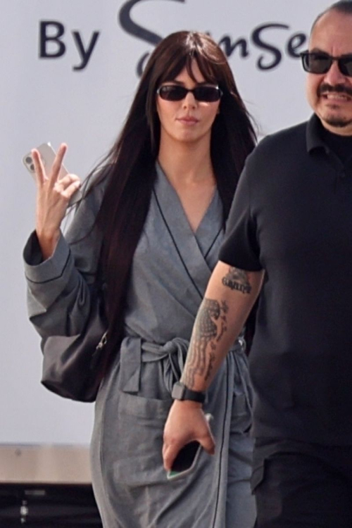 Kendall Jenner behind scenes shoot Pasadena, August 2025 1